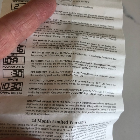 NWOT Disney snap watch with pink face - Picture 7 of 8